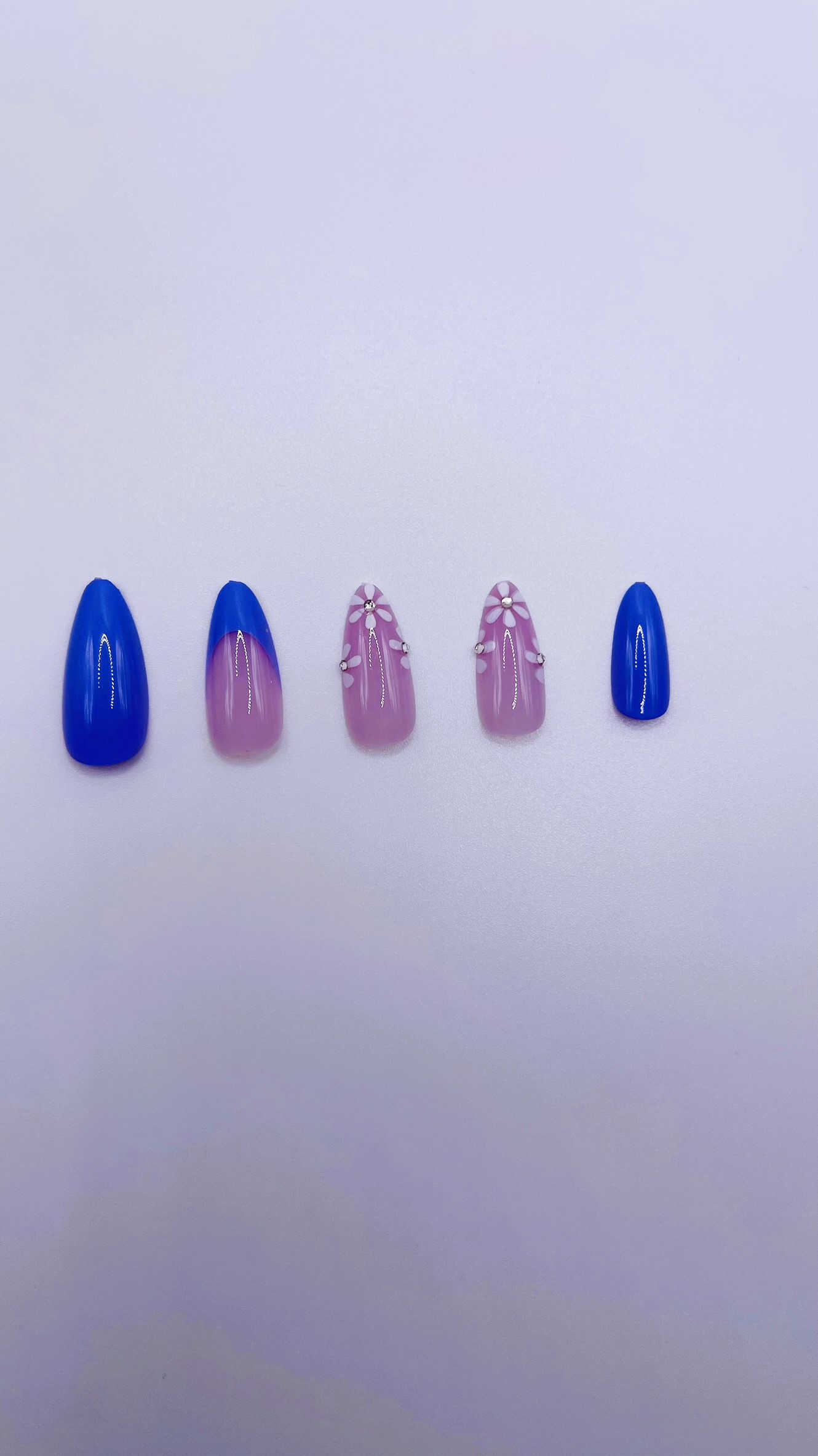 Long Almond Fake Nails in Lilac